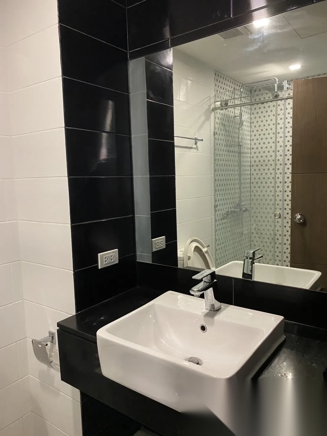 Апартаменты 1BR в ЖК Royal Lee The Terminal Phuket · Саку · Вид на бассейн — фото 4