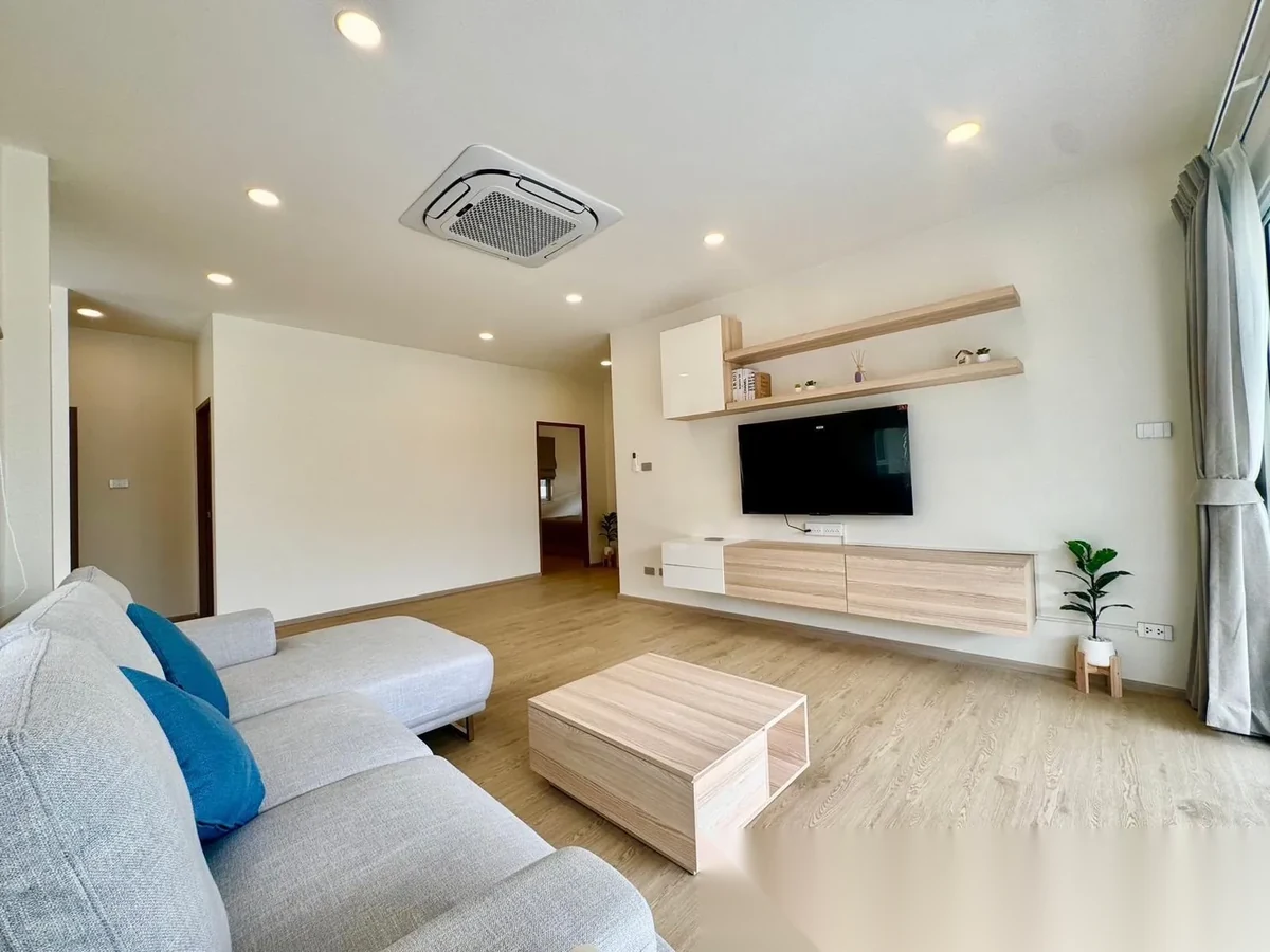 3 Bedroom House for rent at Baan Suan Neramit 5 complex · Si Sunthon · Garden View — photo 11