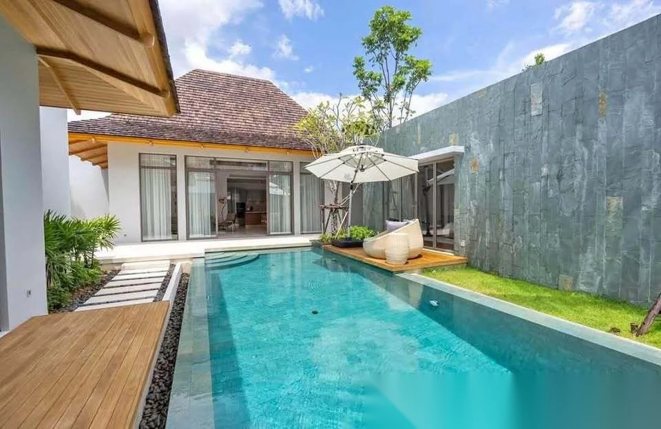 3 Bedroom Villa for rent at Anchan Flora complex · Thep Krasattri · Pool View — photo 11