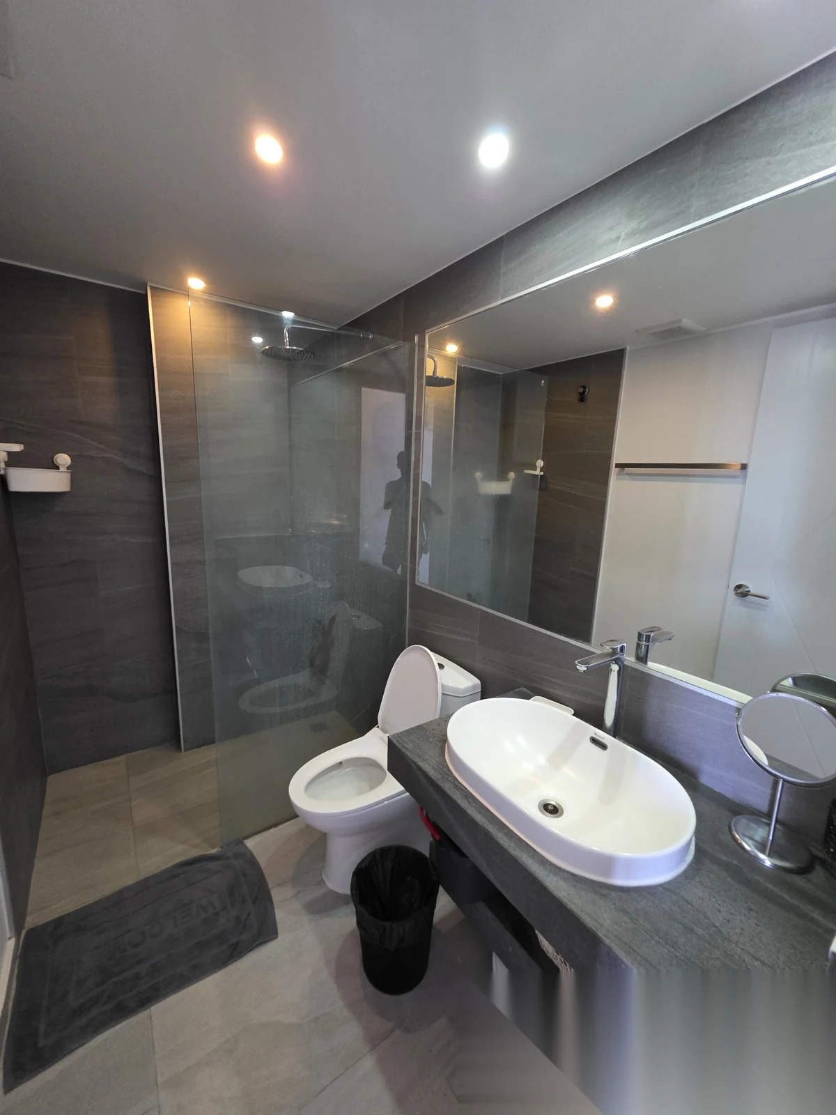 1 Bedroom Apartment for rent at NOON Village Tower II complex · Chalong · Pool View — photo 4