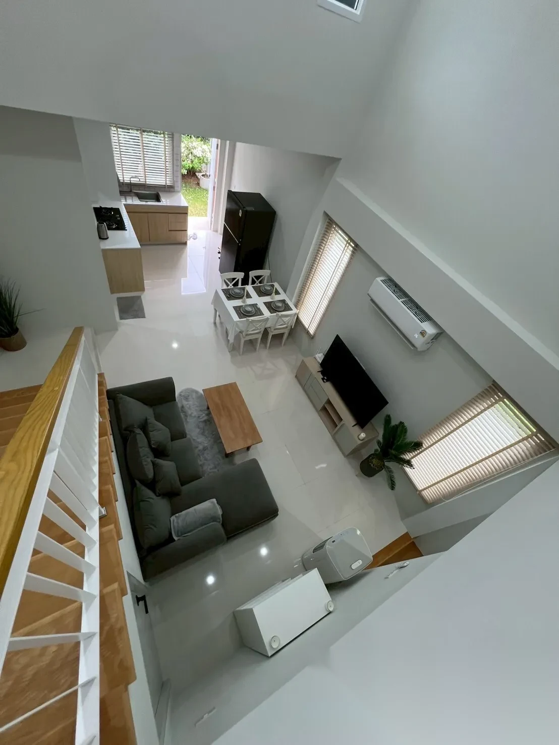2 Bedroom Townhouse for rent at Modern Life Si Sunthon complex · Si Sunthon · Garden View — photo 9