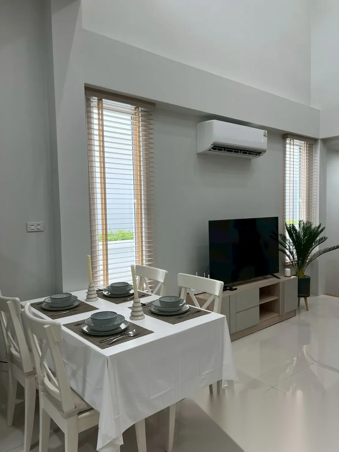 2 Bedroom Townhouse for rent at Modern Life Si Sunthon complex · Si Sunthon · Garden View — photo 12