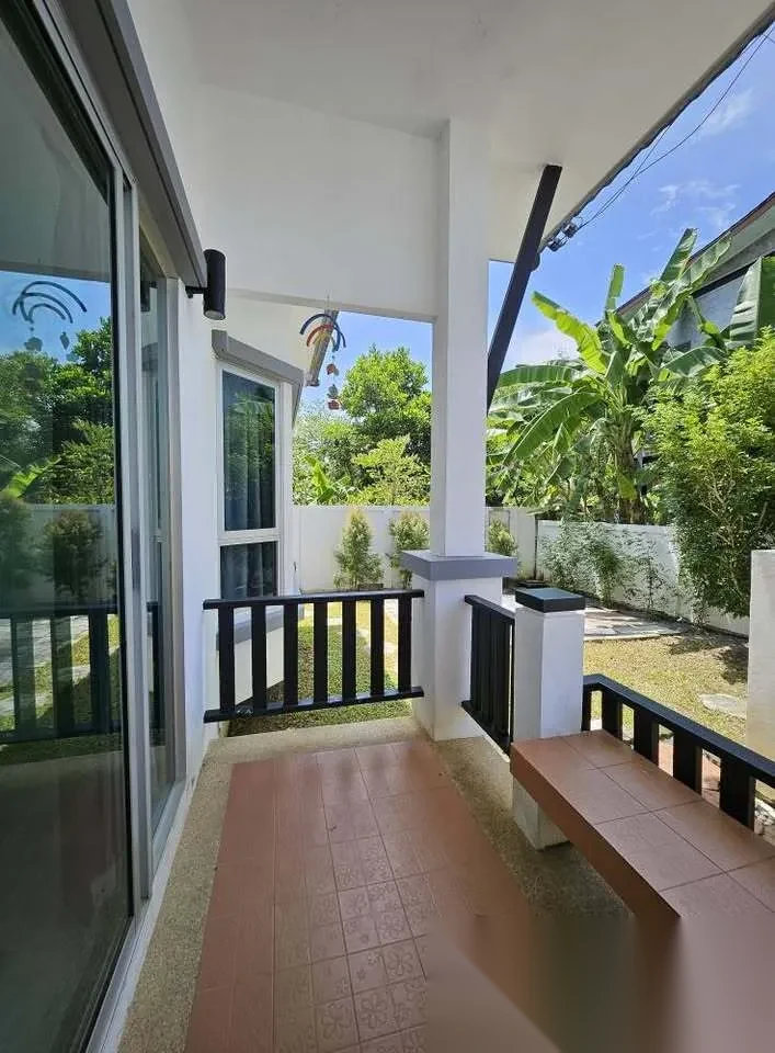 Дом 2BR в комплексе Prime Place Phuket-Victory Monument · Си Сунтон · Вид в сад — фото 5