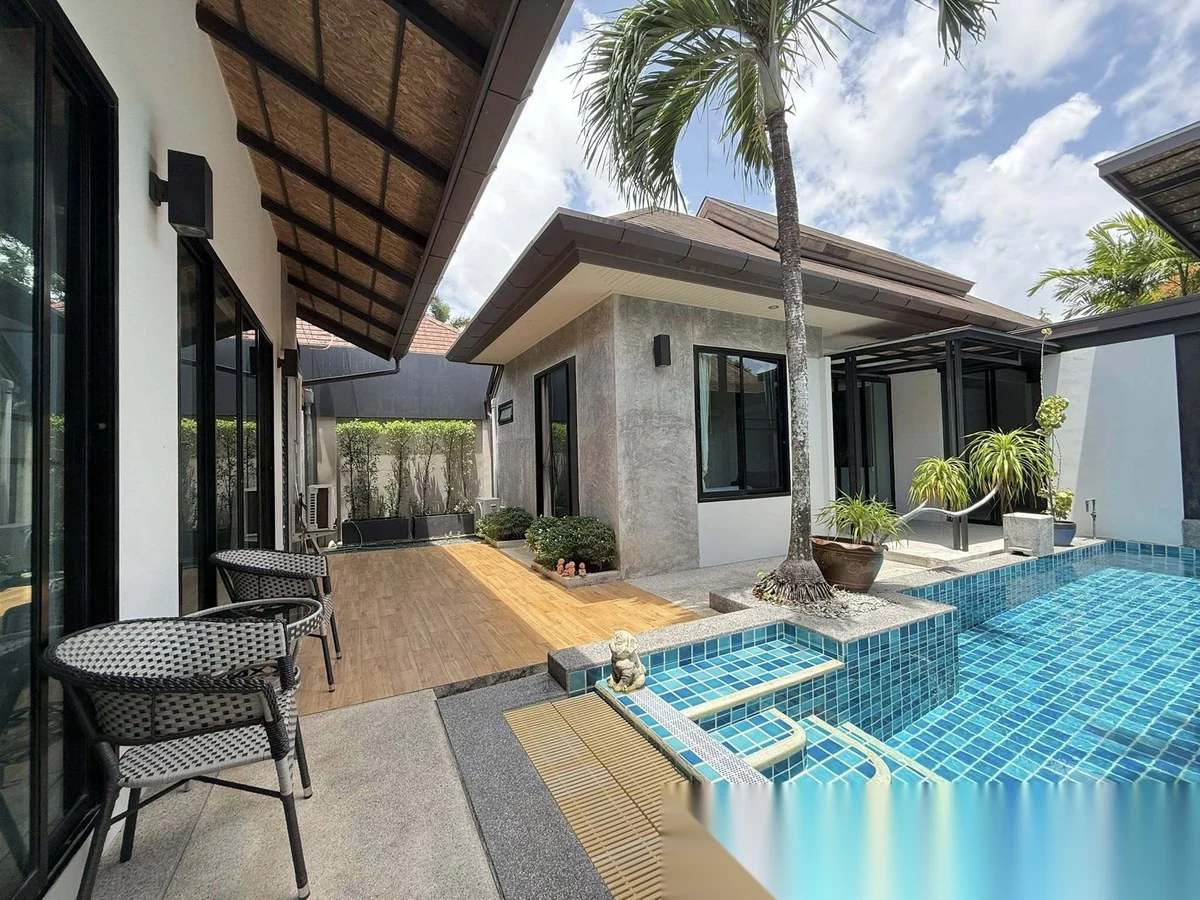 5 Bedroom Villa for rent at Phuket Baan Charoensuk complex · Si Sunthon · Pool View — photo 6