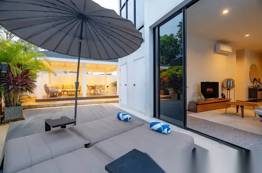 4 Bedroom Villa for sale at The Regent Villa Pasak complex · Si Sunthon · Pool View — photo 15