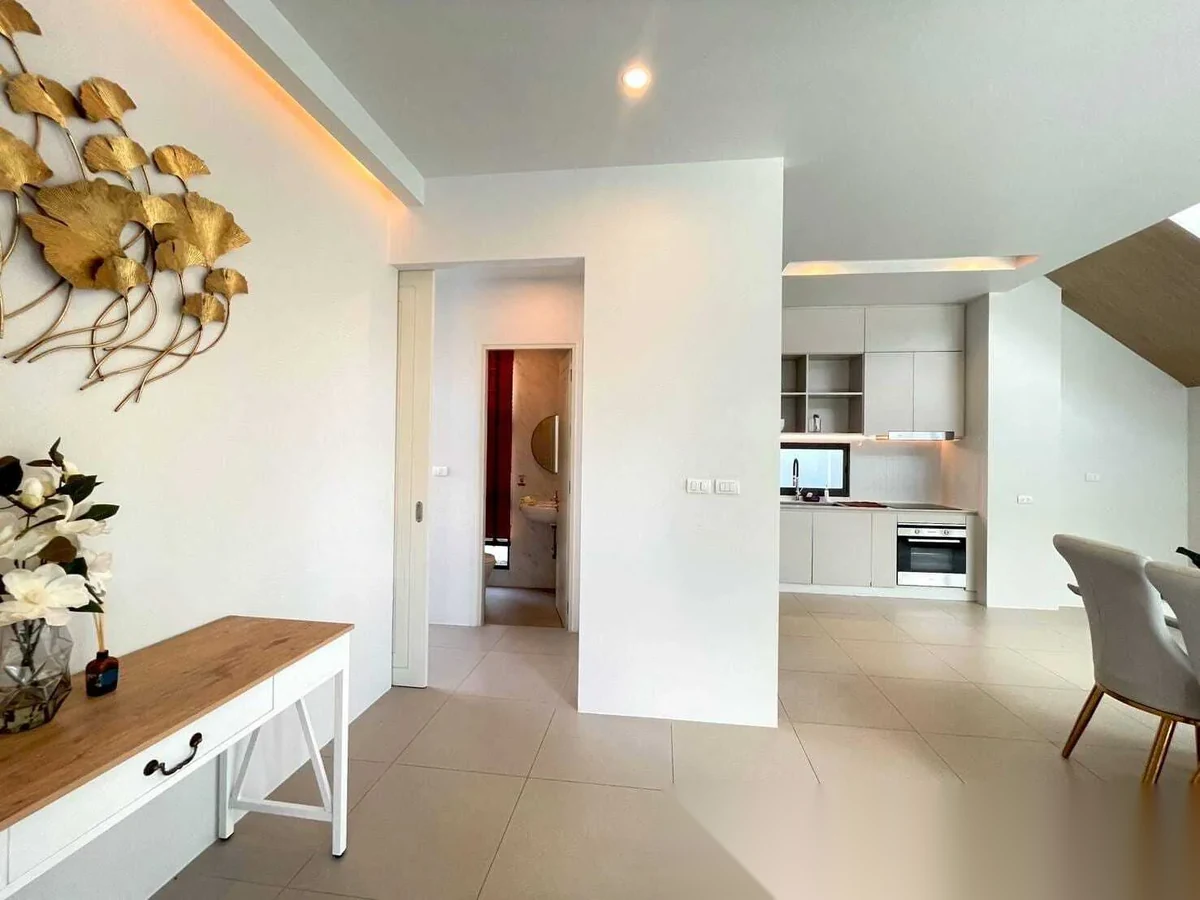 3 Bedroom Villa for rent at Vinzita Pool Villas complex · Si Sunthon · Pool View — photo 7