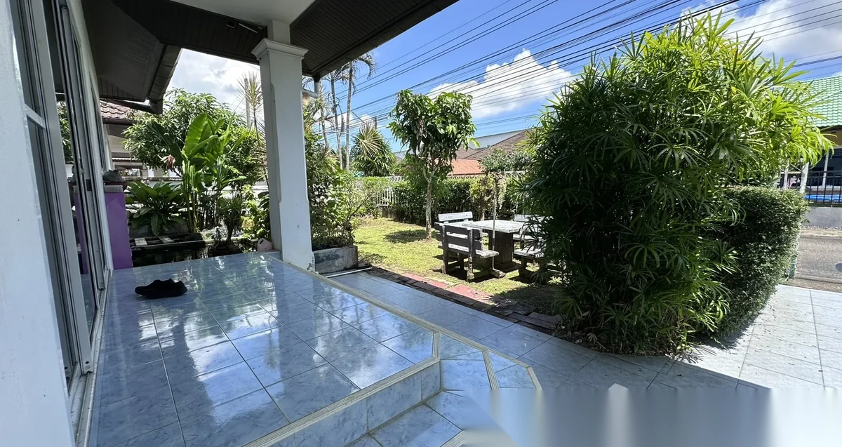 3 Bedroom House for rent at Baan Suan Yu Charoen 3 complex · Si Sunthon · Garden View