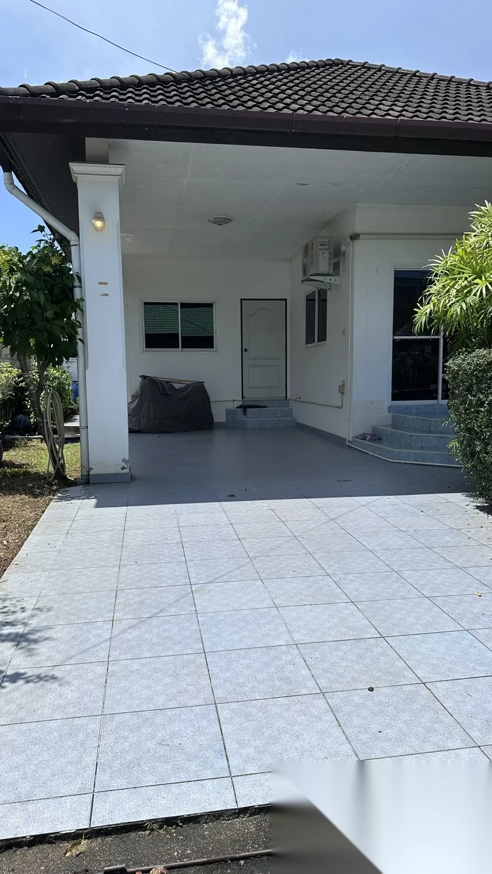 3 Bedroom House for rent at Baan Suan Yu Charoen 3 complex · Si Sunthon · Garden View — photo 2
