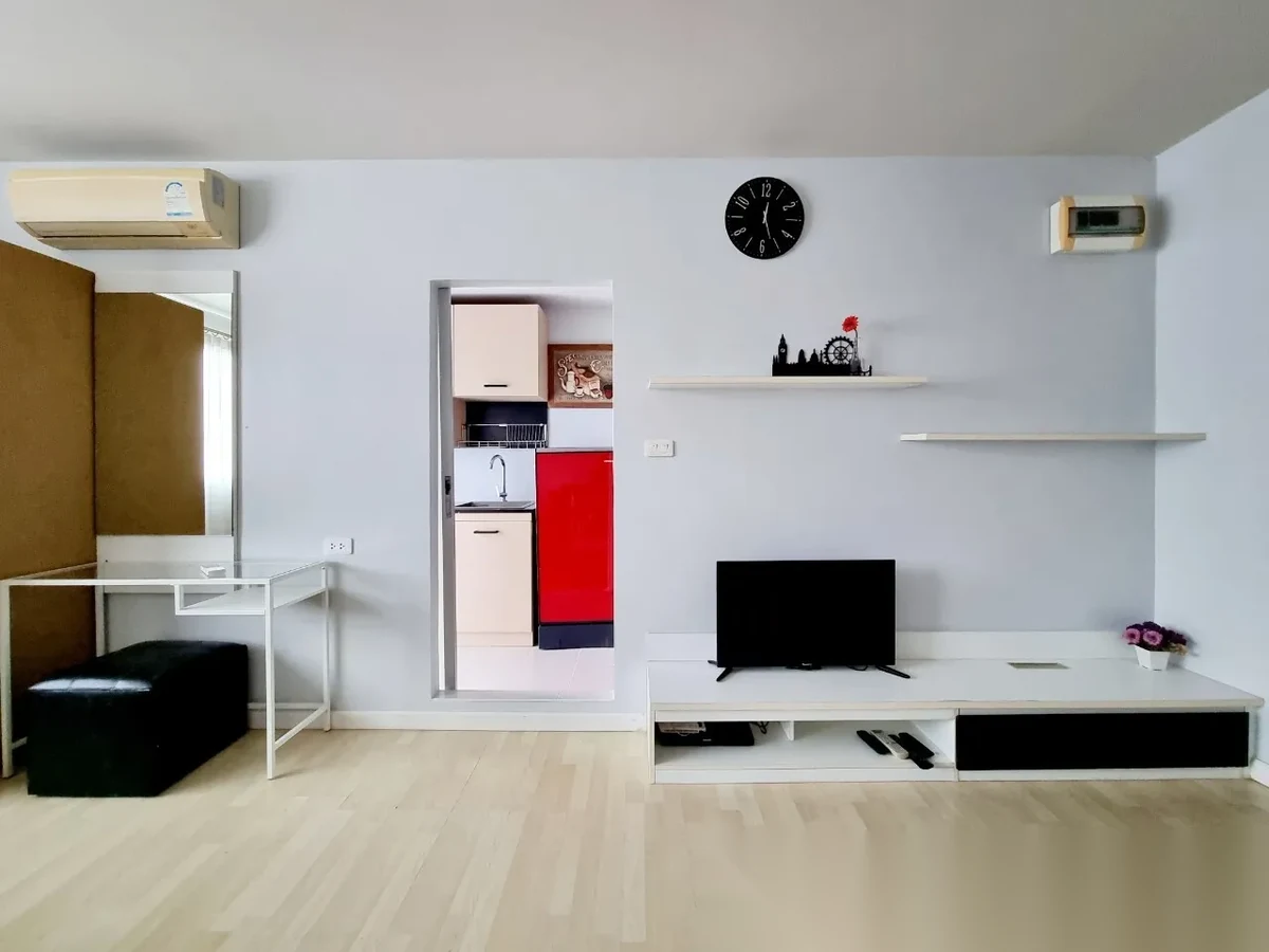 Studio Apartment for rent at D Condo Kathu complex · Kathu · Pool View — photo 11