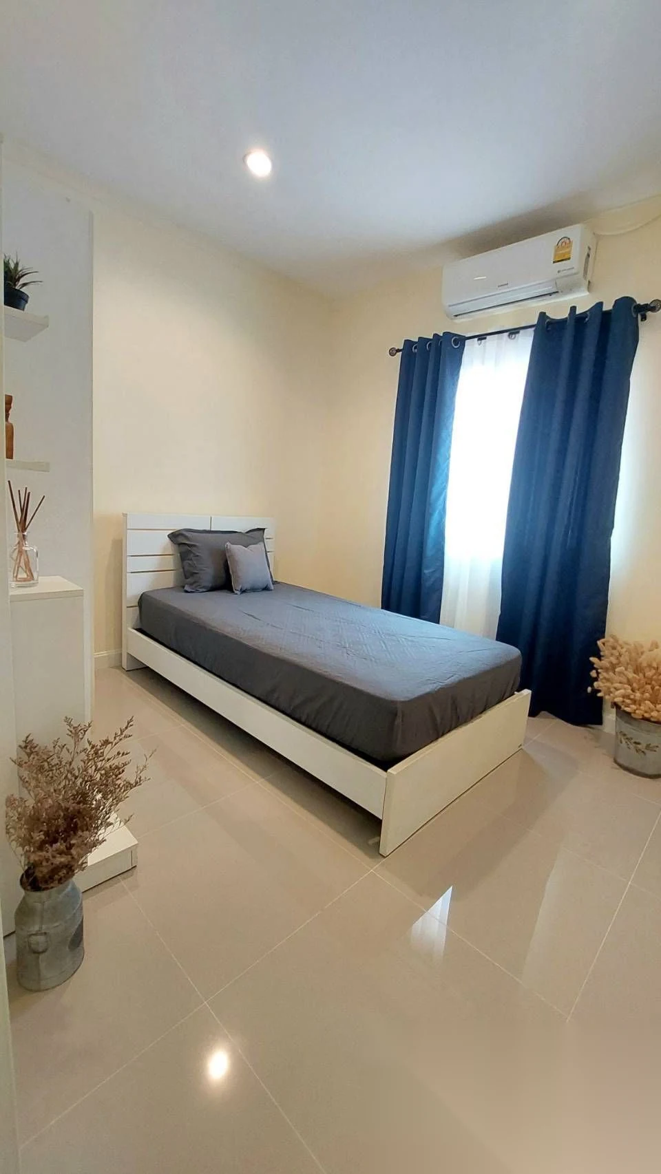 4 Bedroom Townhouse for rent at I Leaf Town 2 Monument complex · Si Sunthon — photo 9