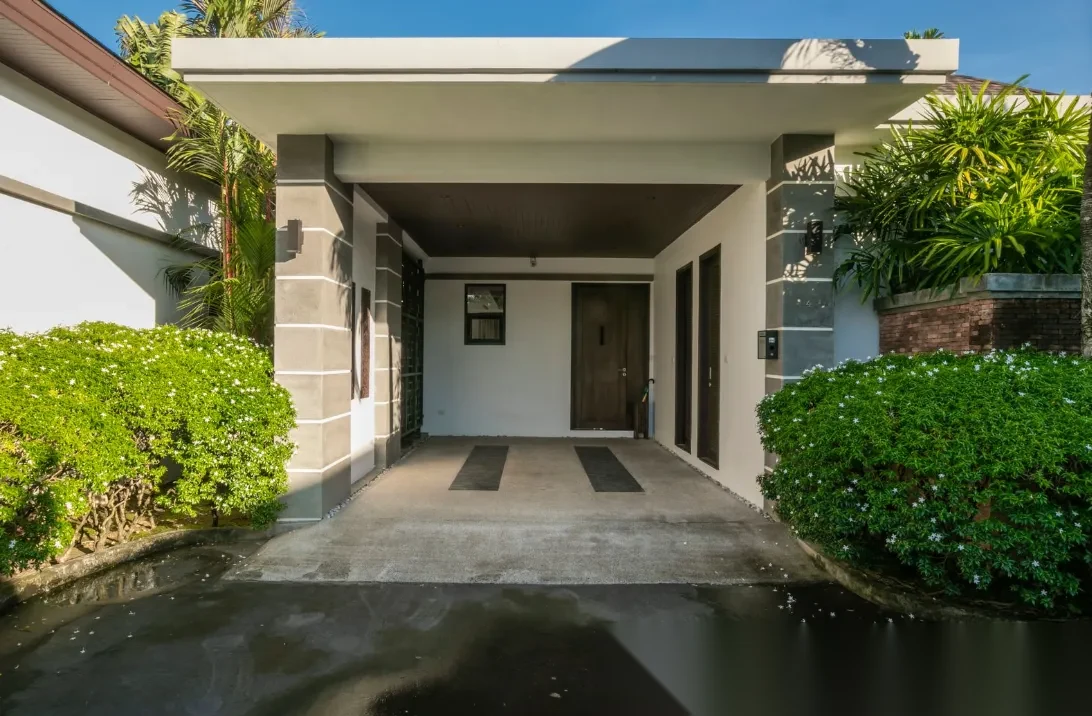 3 Bedroom Villa for rent at Siamaya complex · Si Sunthon · Pool View — photo 12