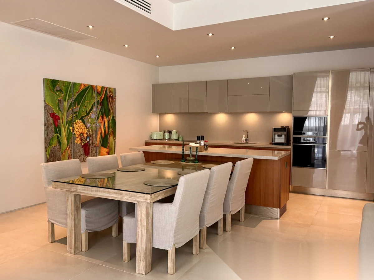 Вилла 4BR в комплексе Anchan Tropicana · Теп Красаттри · Вид на бассейн — фото 7