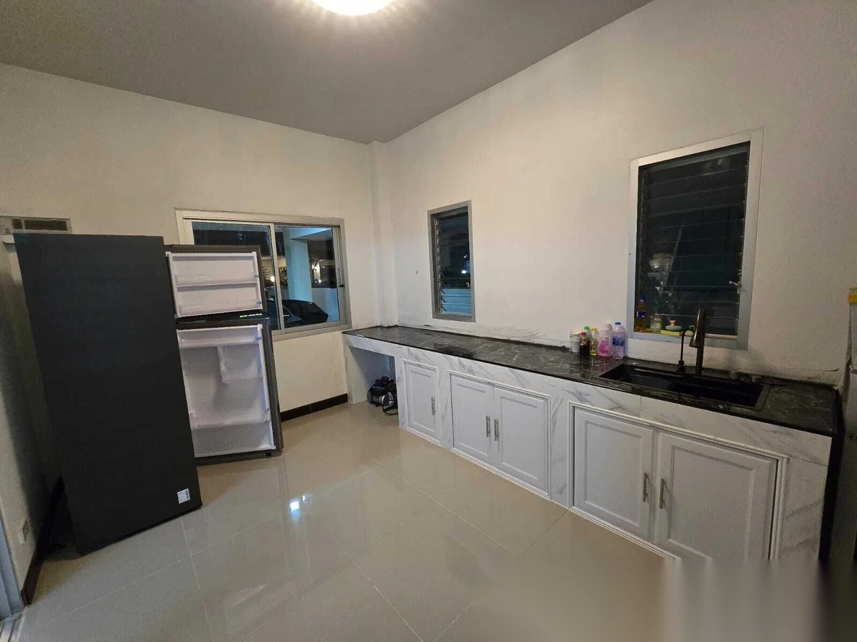 2 Bedroom House for rent at Phanason Park Ville 3 (Baan Lipon) complex · Si Sunthon — photo 4