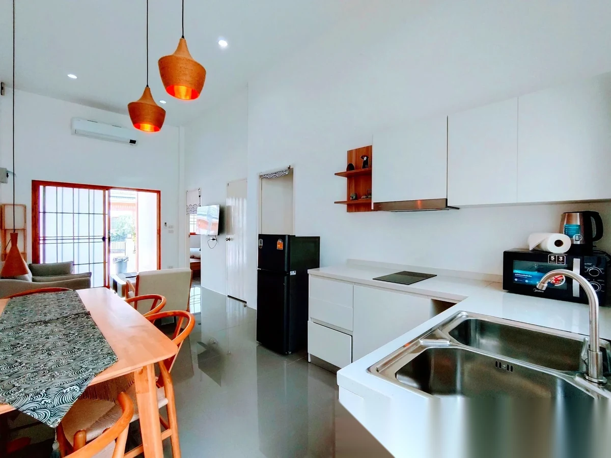 2 Bedroom Townhouse for rent at Sunrise Garden complex · Thep Krasattri · Pool View — photo 2