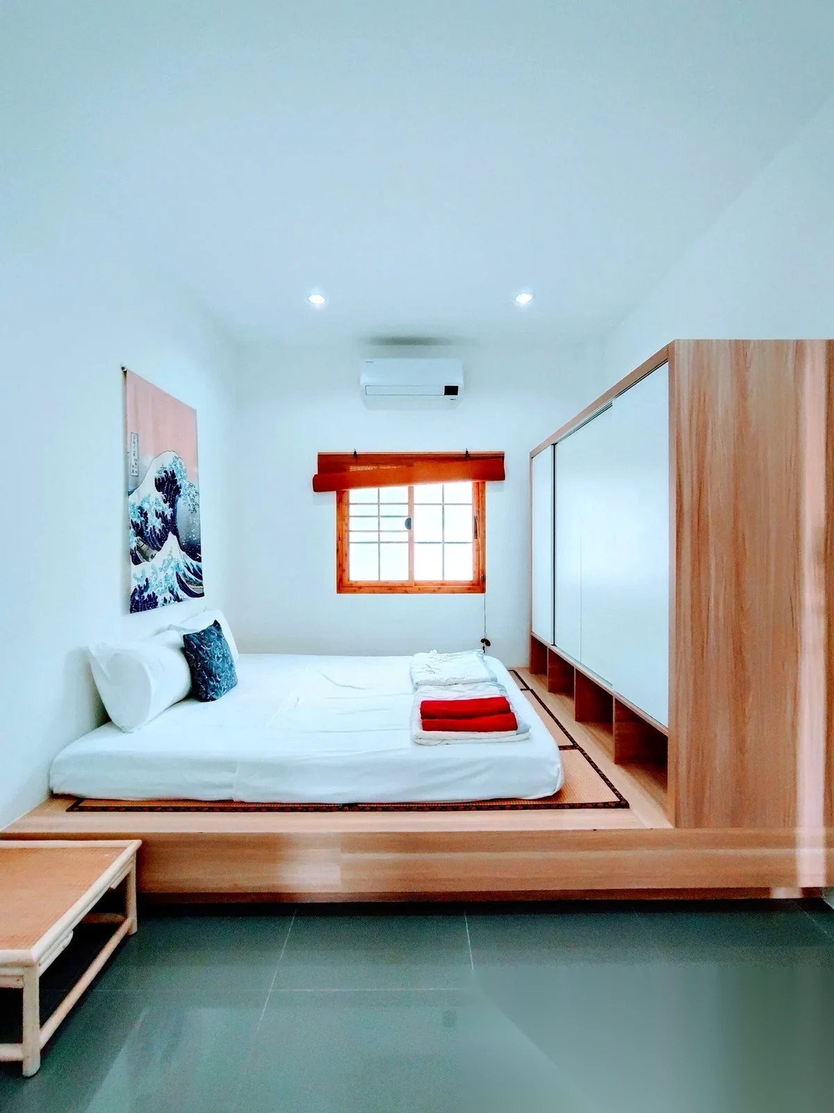 2 Bedroom Townhouse for rent at Sunrise Garden complex · Thep Krasattri · Pool View — photo 5