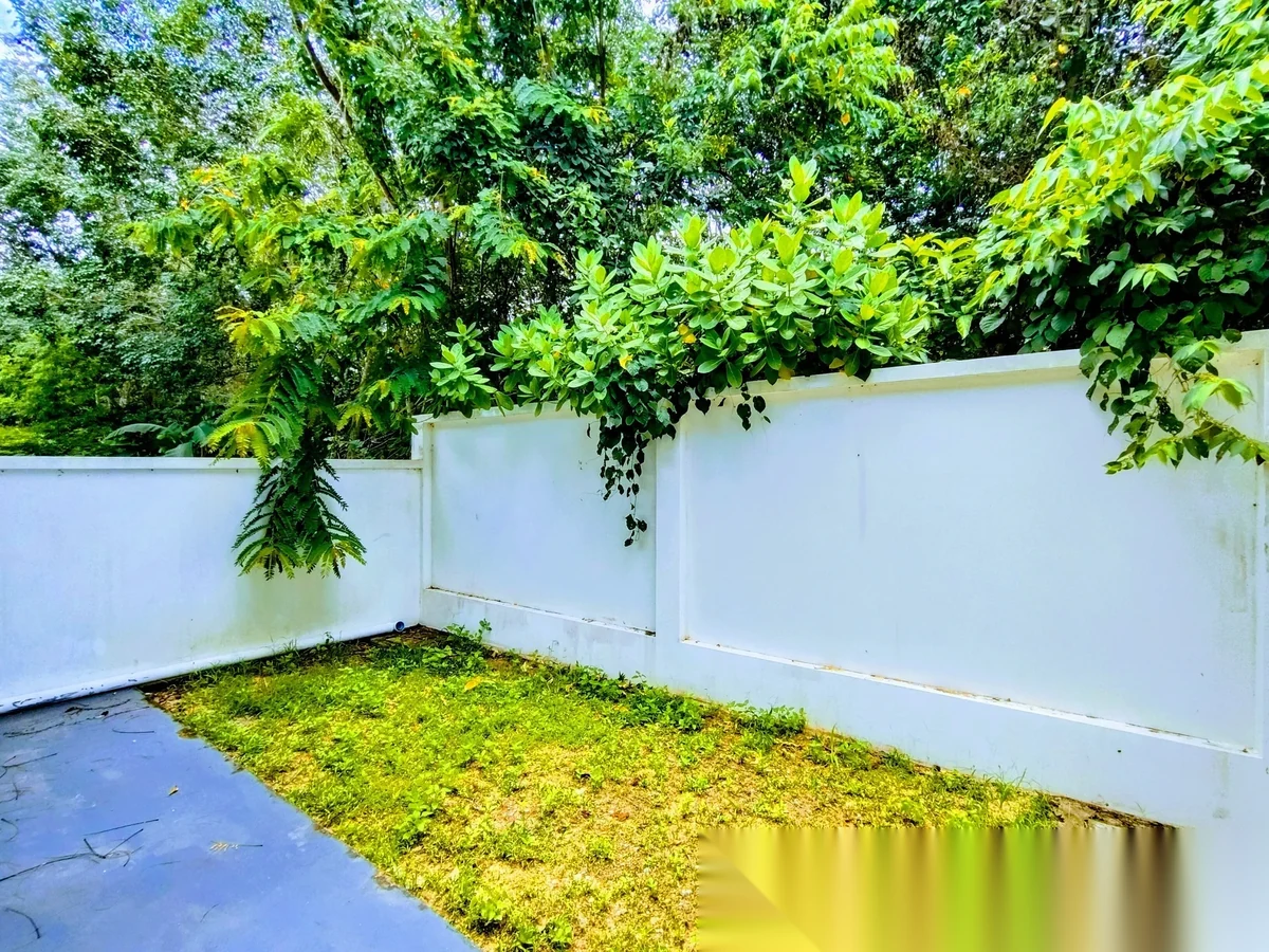 2 Bedroom Townhouse for rent at Sunrise Garden complex · Thep Krasattri · Pool View — photo 10