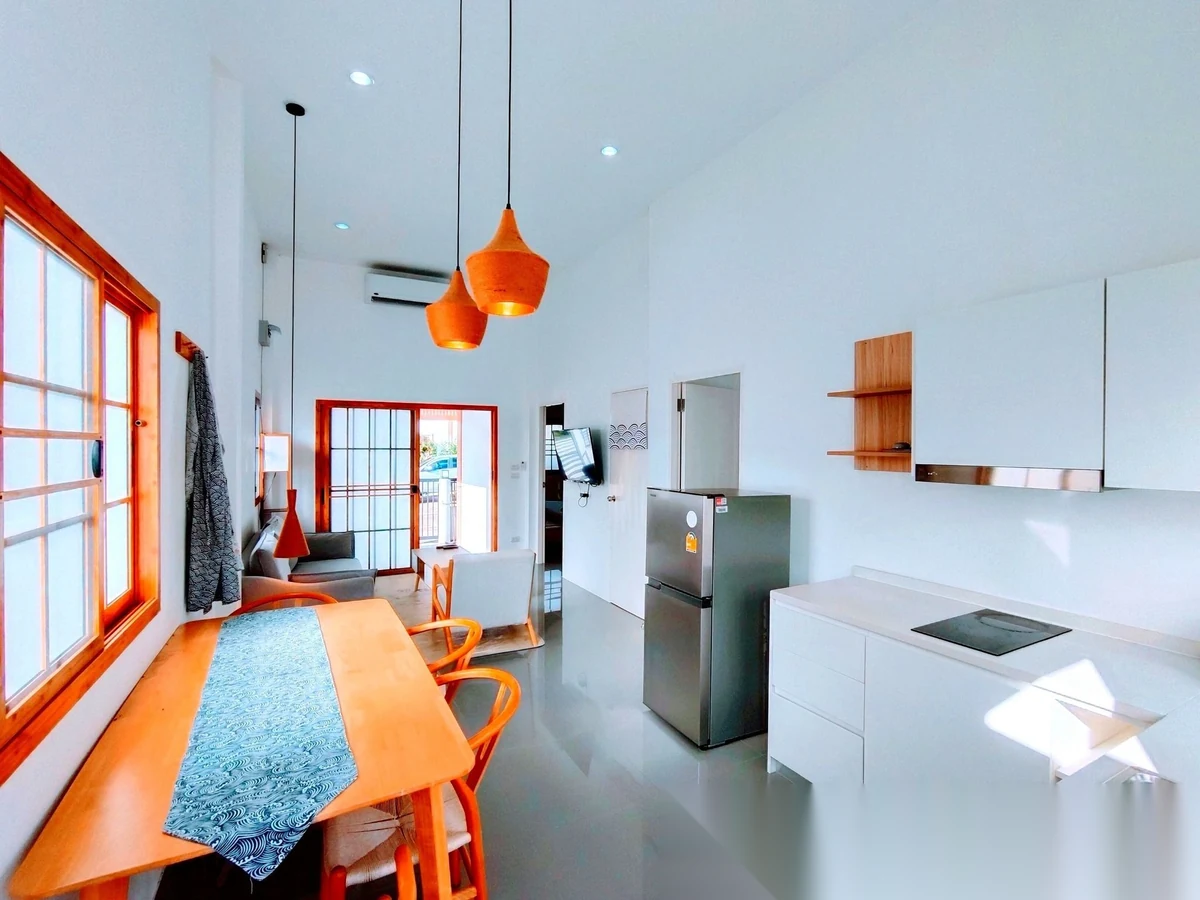 Таунхаус 2BR в комплексе Sunrise Garden · Теп Красаттри · Вид в сад — фото 2