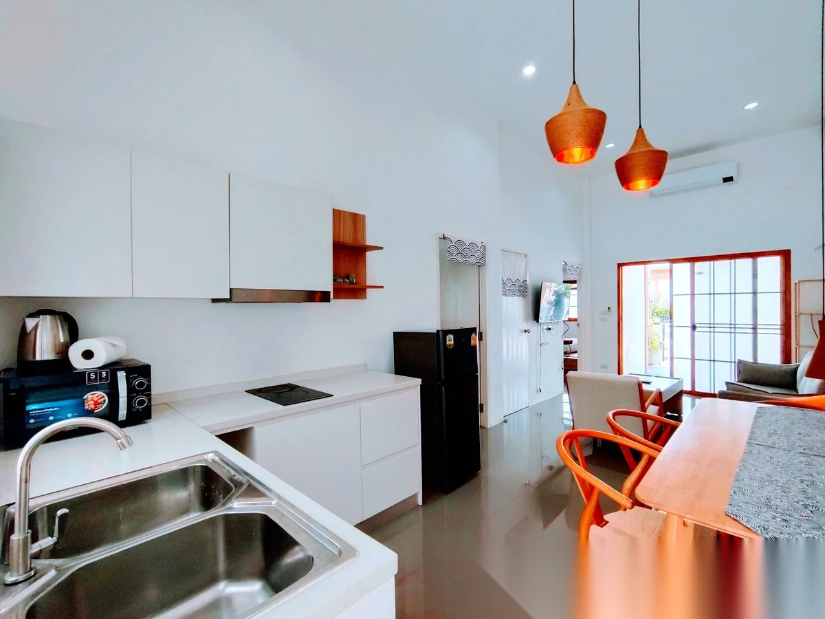 2 Bedroom Townhouse for rent at Sunrise Garden complex · Thep Krasattri — photo 2