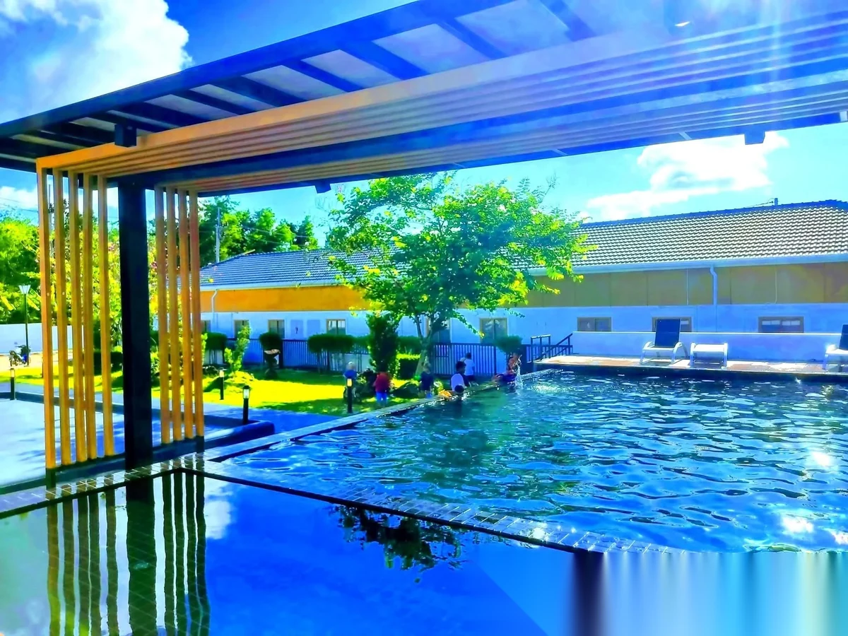 2 Bedroom Townhouse for rent at Sunrise Garden complex · Thep Krasattri — photo 12
