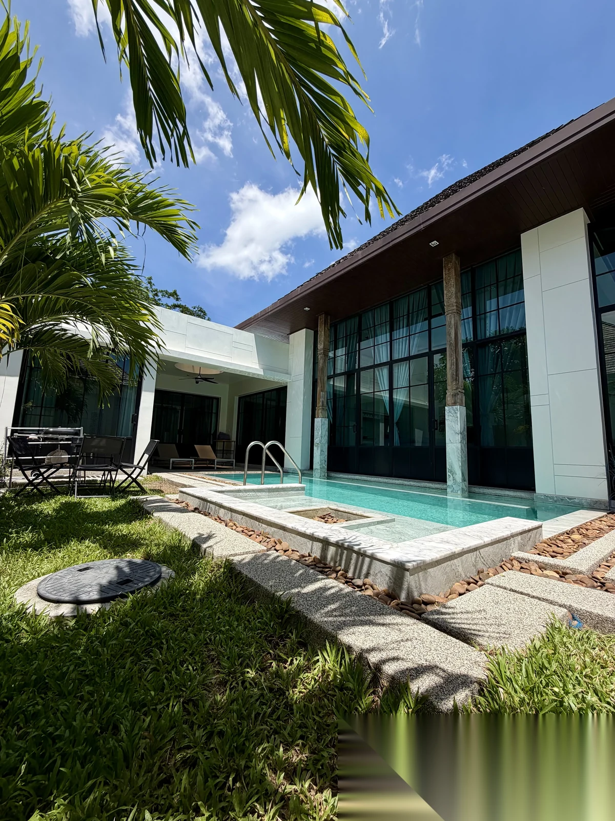 3 Bedroom Villa for sale at Mono Luxury Villa Pasak complex · Si Sunthon · Pool View — photo 2