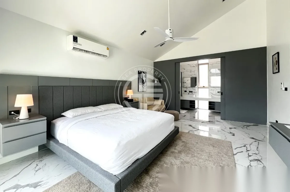 3 Bedroom Villa for sale at Grand View Residence complex · Choeng Thale · Pool View — photo 14