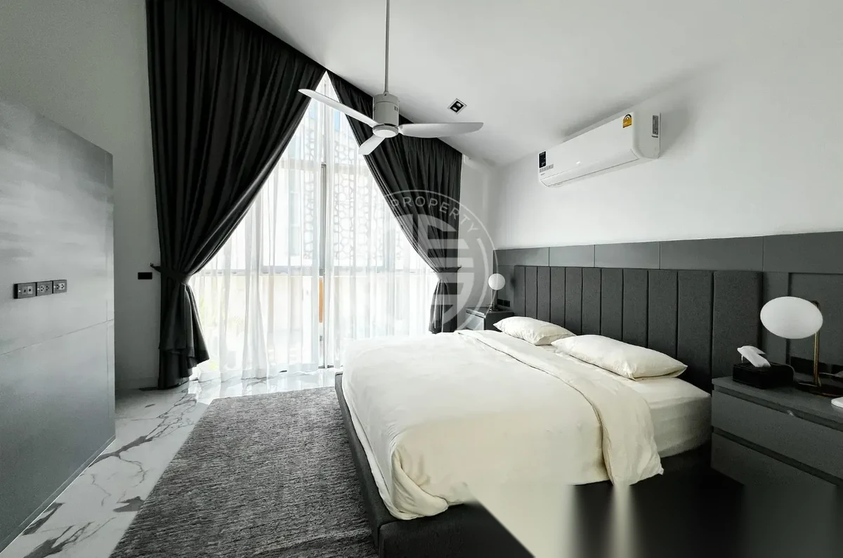 3 Bedroom Villa for sale at Grand View Residence complex · Choeng Thale · Pool View — photo 15