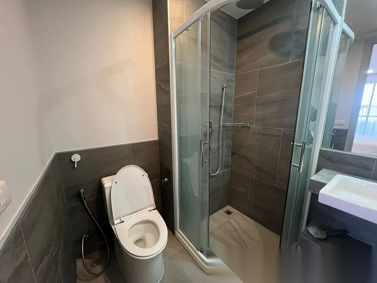 2 Bedroom Apartment for rent at NOON Village Tower III complex · Chalong — photo 8
