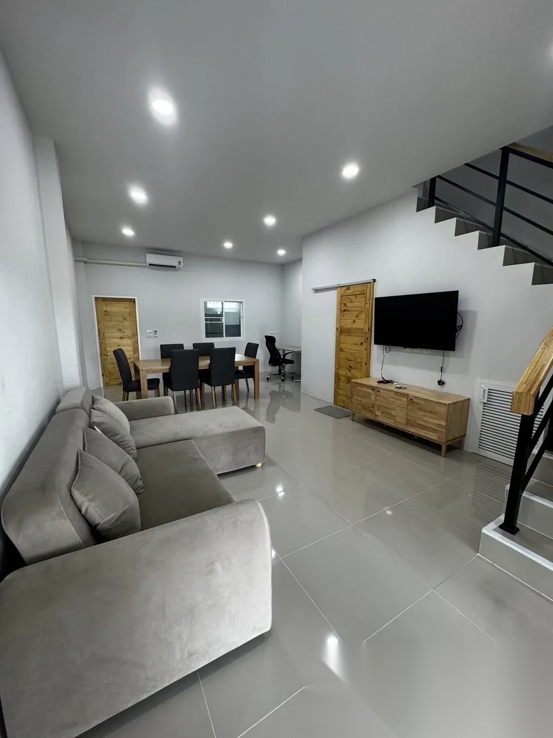 3 Bedroom Townhouse for rent at The Rich Villas Palai complex · Chalong · Pool View — photo 2