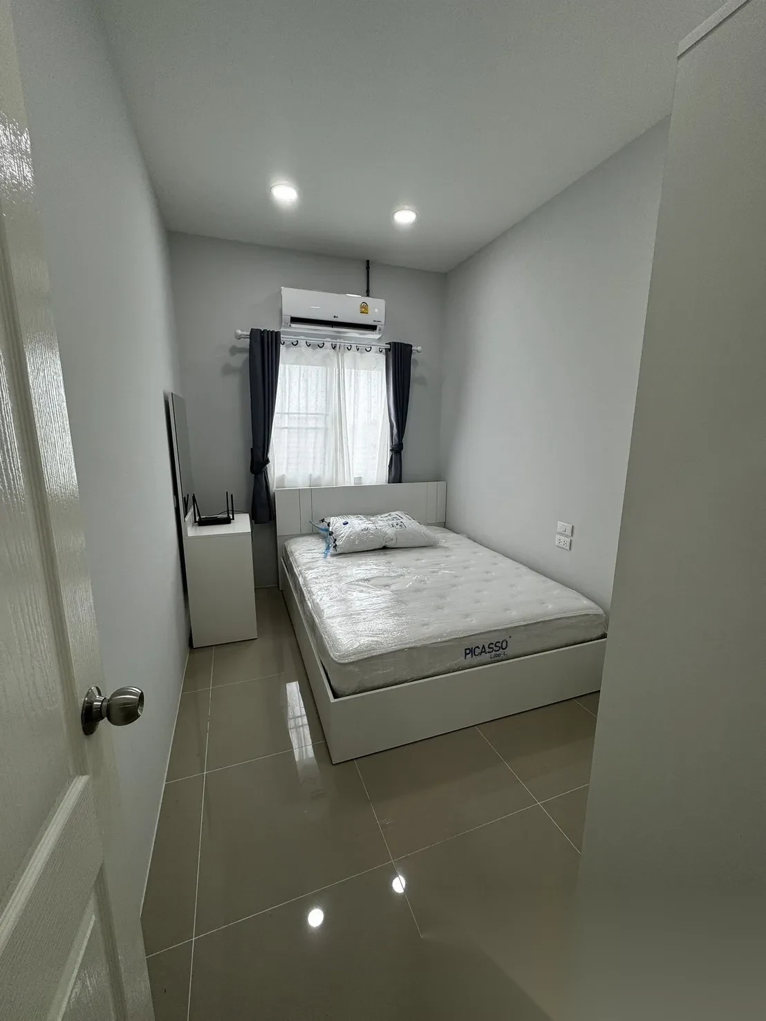 3 Bedroom Townhouse for rent at The Rich Villas Palai complex · Chalong · Pool View — photo 7