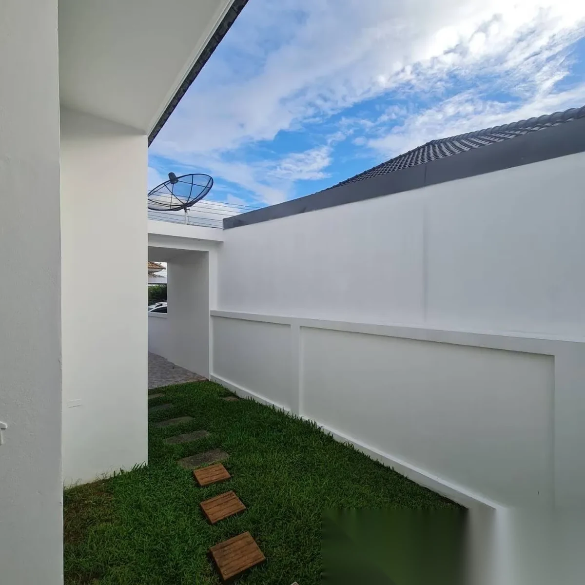 Дом 2BR в комплексе Prime Place Phuket-Victory Monument · Си Сунтон · Вид в сад — фото 9