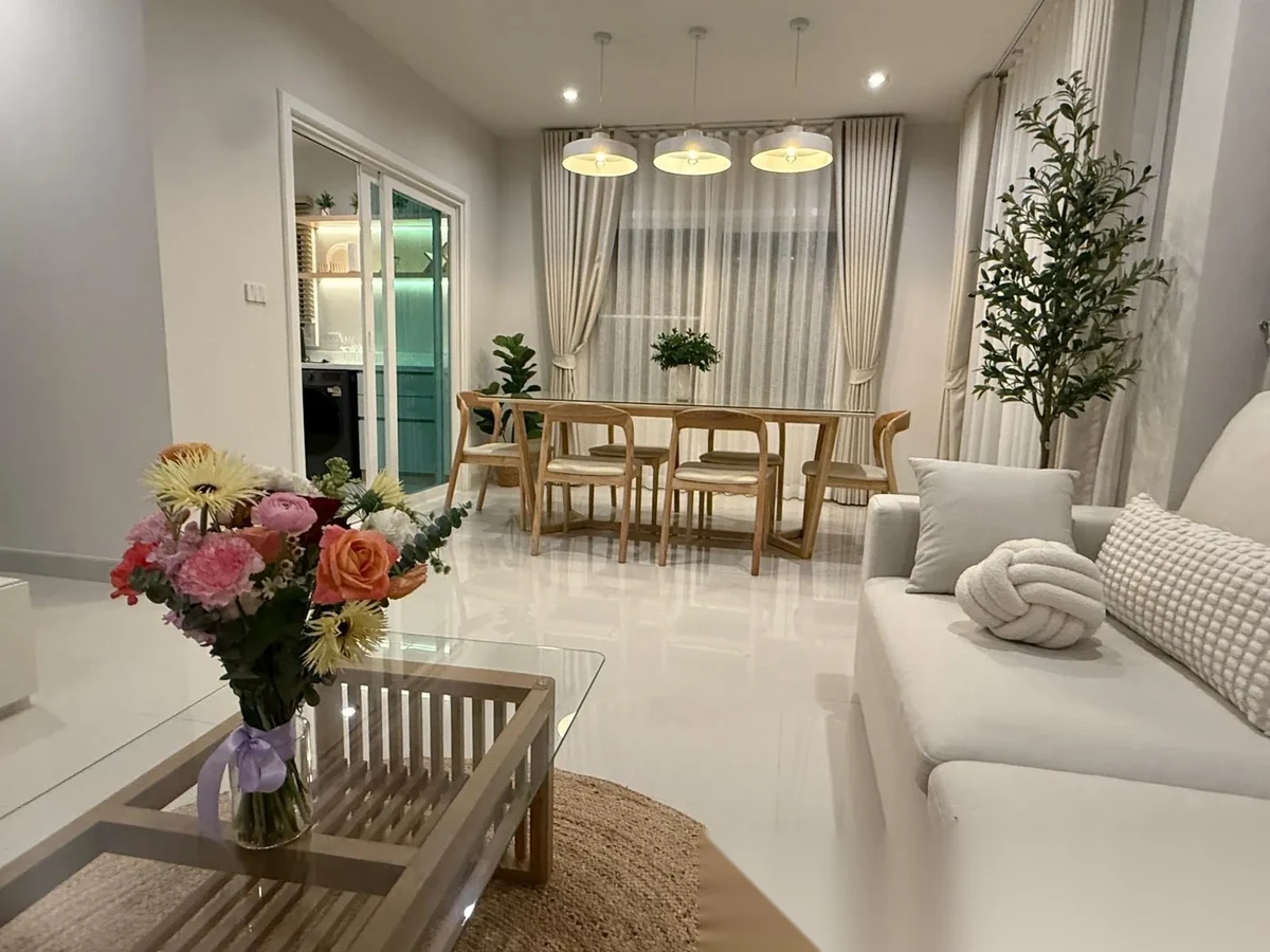4 Bedroom House for rent at Supalai Palm Spring Banpon Phuket complex · Si Sunthon · Garden View — photo 7