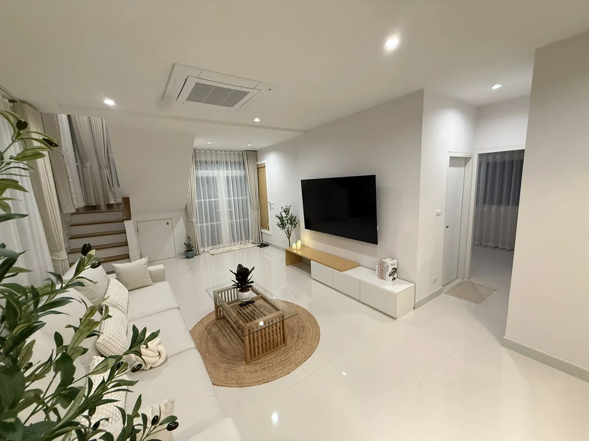 4 Bedroom House for rent at Supalai Palm Spring Banpon Phuket complex · Si Sunthon · Garden View — photo 10