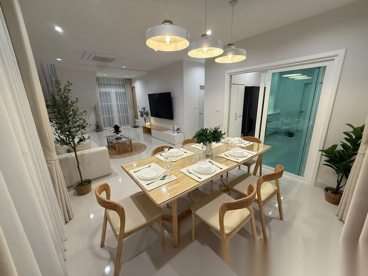 4 Bedroom House for rent at Supalai Palm Spring Banpon Phuket complex · Si Sunthon · Garden View — photo 12