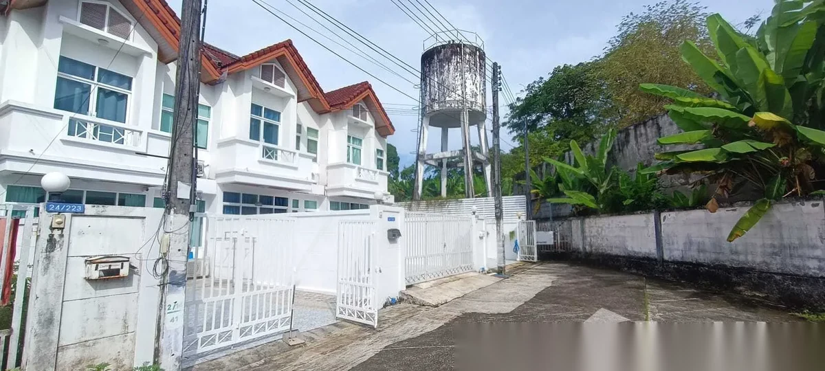 3 Bedroom Townhouse for rent at 3 bedrooms Townhouse in Phuket town complex · Phuket Town — photo 4