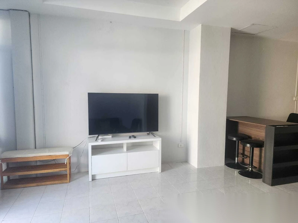 3 Bedroom Townhouse for rent at 3 bedrooms Townhouse in Phuket town complex · Phuket Town — photo 5