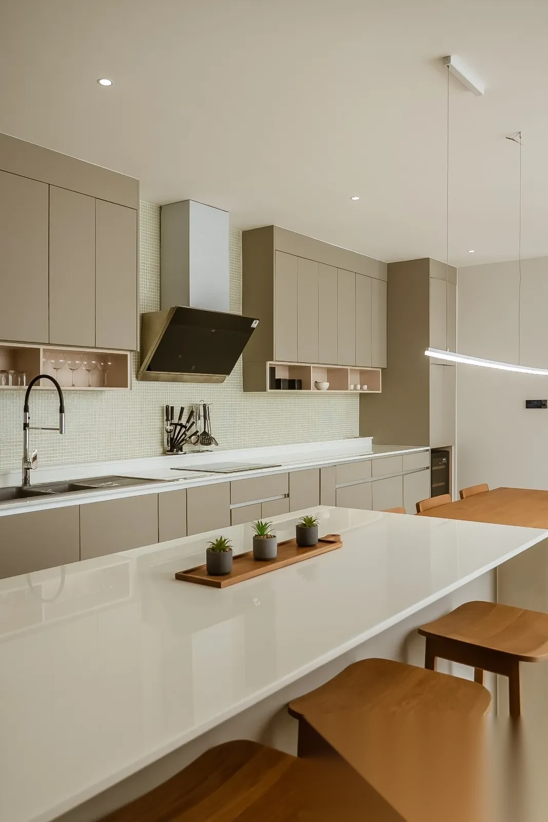 Вилла 3BR в комплексе LuxPride by Wallaya Villas · Си Сунтон · Вид на бассейн — фото 7