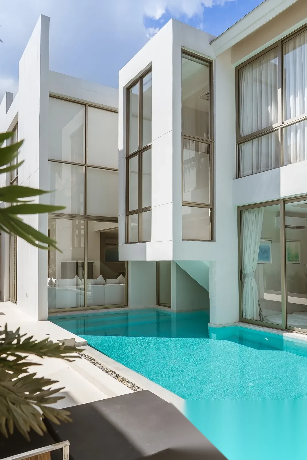 Вилла 3BR в комплексе LuxPride by Wallaya Villas · Си Сунтон · Вид на бассейн — фото 11