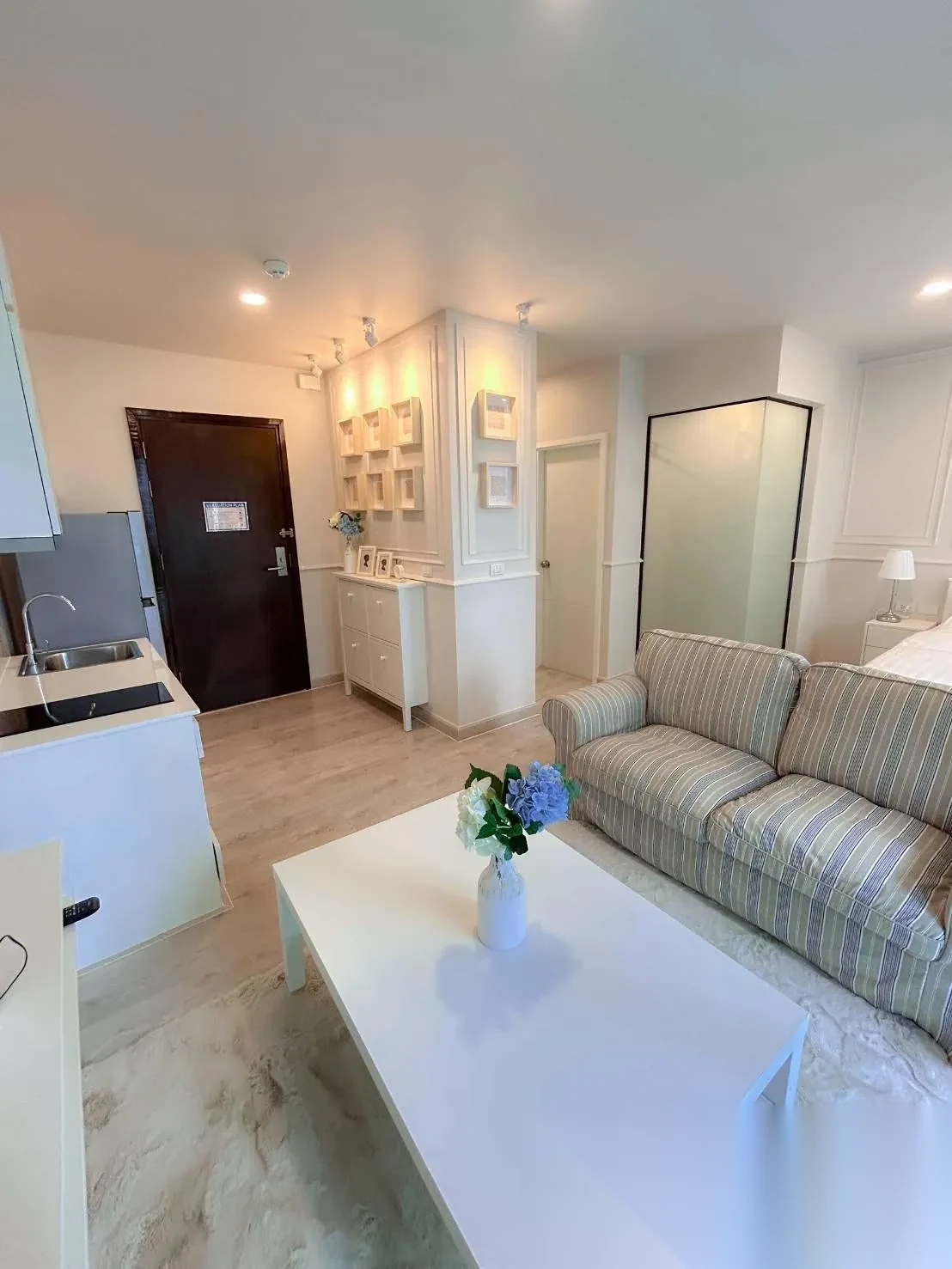 1 Bedroom Apartment for rent at Royal Lee The Terminal Phuket complex · Sakhu · Pool View — photo 8