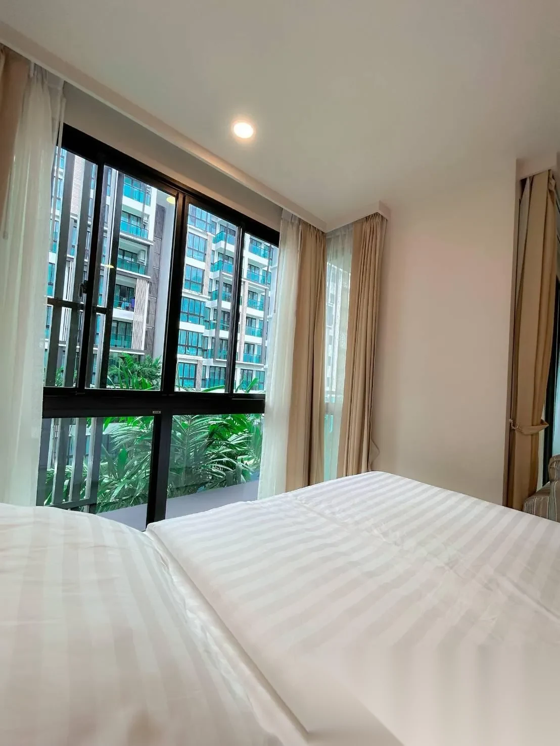 1 Bedroom Apartment for rent at Royal Lee The Terminal Phuket complex · Sakhu · Pool View — photo 9