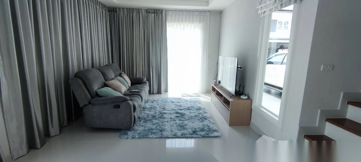 4 Bedroom House for rent at Supalai Palm Spring Banpon Phuket complex · Si Sunthon · Pool Access — photo 7