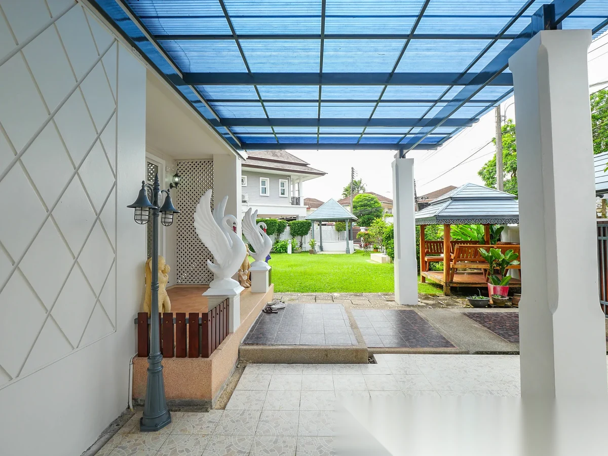 4 Bedroom House for sale at Land and Houses Park complex · Chalong · Lake View — photo 16
