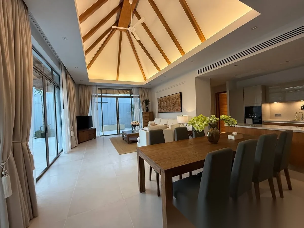 Вилла 3BR в комплексе Anchan Indigo · Теп Красаттри · Вид на бассейн — фото 7