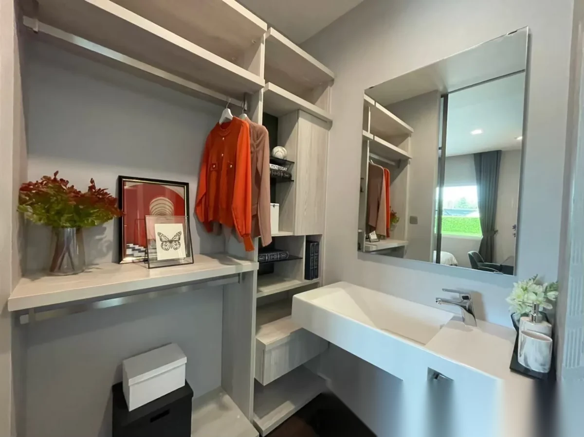 4 Bedroom House for rent at Siwalee Rasada complex · Phuket Town · Garden View — photo 2