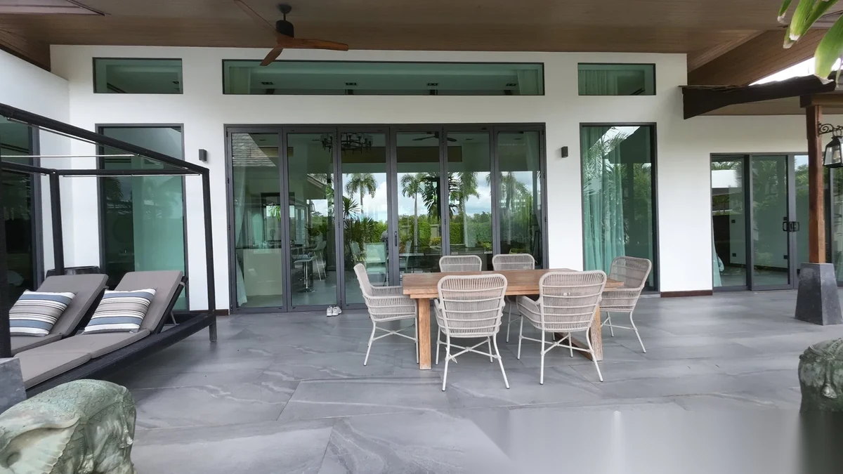 4 Bedroom Villa for rent at The Lake House complex · Si Sunthon · Pool View — photo 9