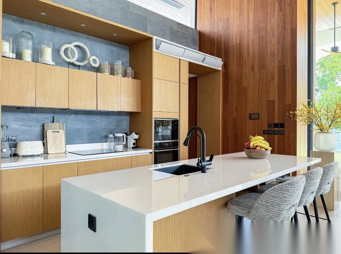 Вилла 4BR в комплексе Botanica Forestique · Теп Красаттри · Вид на бассейн — фото 4