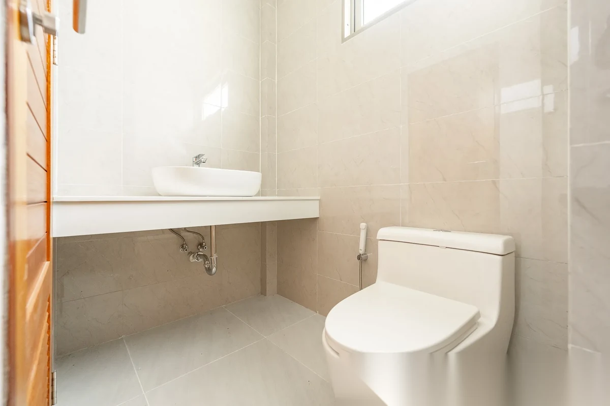 3 Bedroom Villa for sale at Ananda Lake View complex · Thep Krasattri · Pool View — photo 43