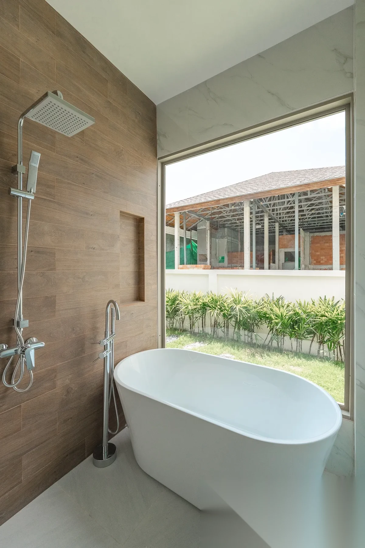 3 Bedroom Villa for sale at Ananda Lake View complex · Thep Krasattri · Pool View — photo 46