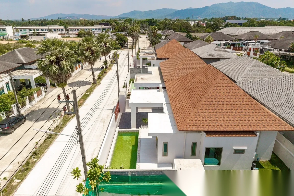 3 Bedroom Villa for sale at Ananda Lake View complex · Thep Krasattri · Pool View — photo 50