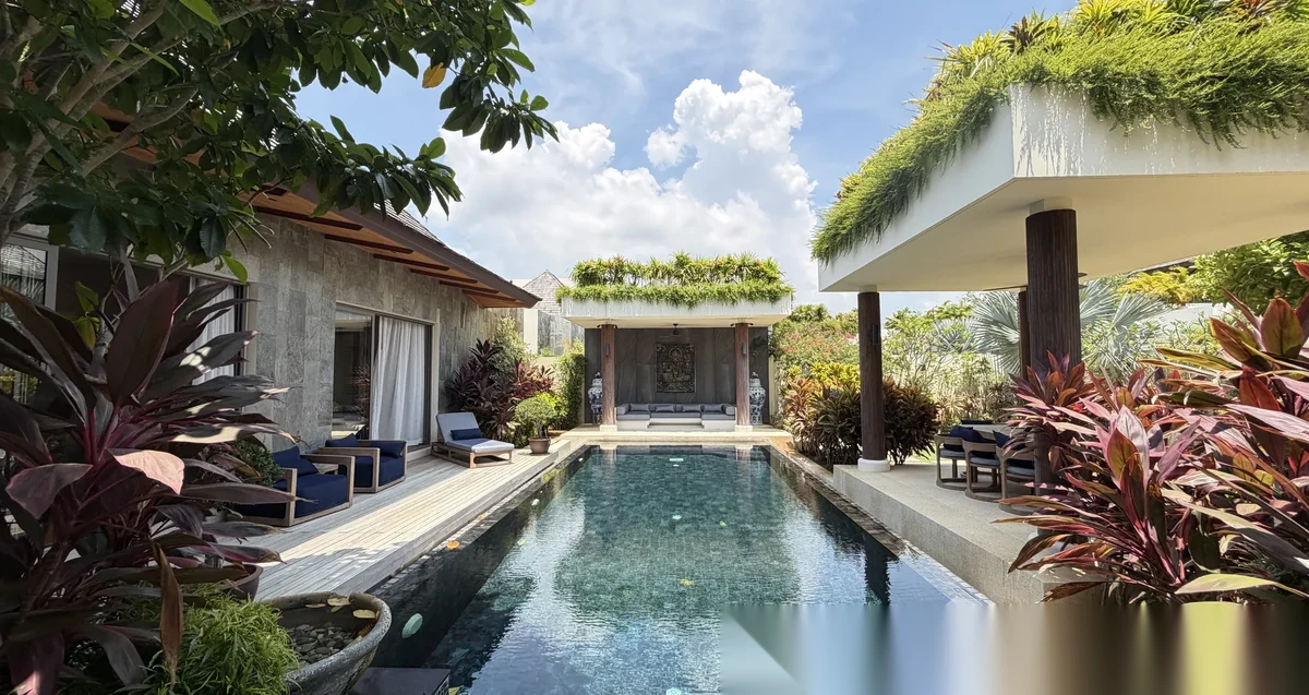 5 Bedroom Villa for rent at Garden Atlas complex · Si Sunthon · Pool View — photo 2