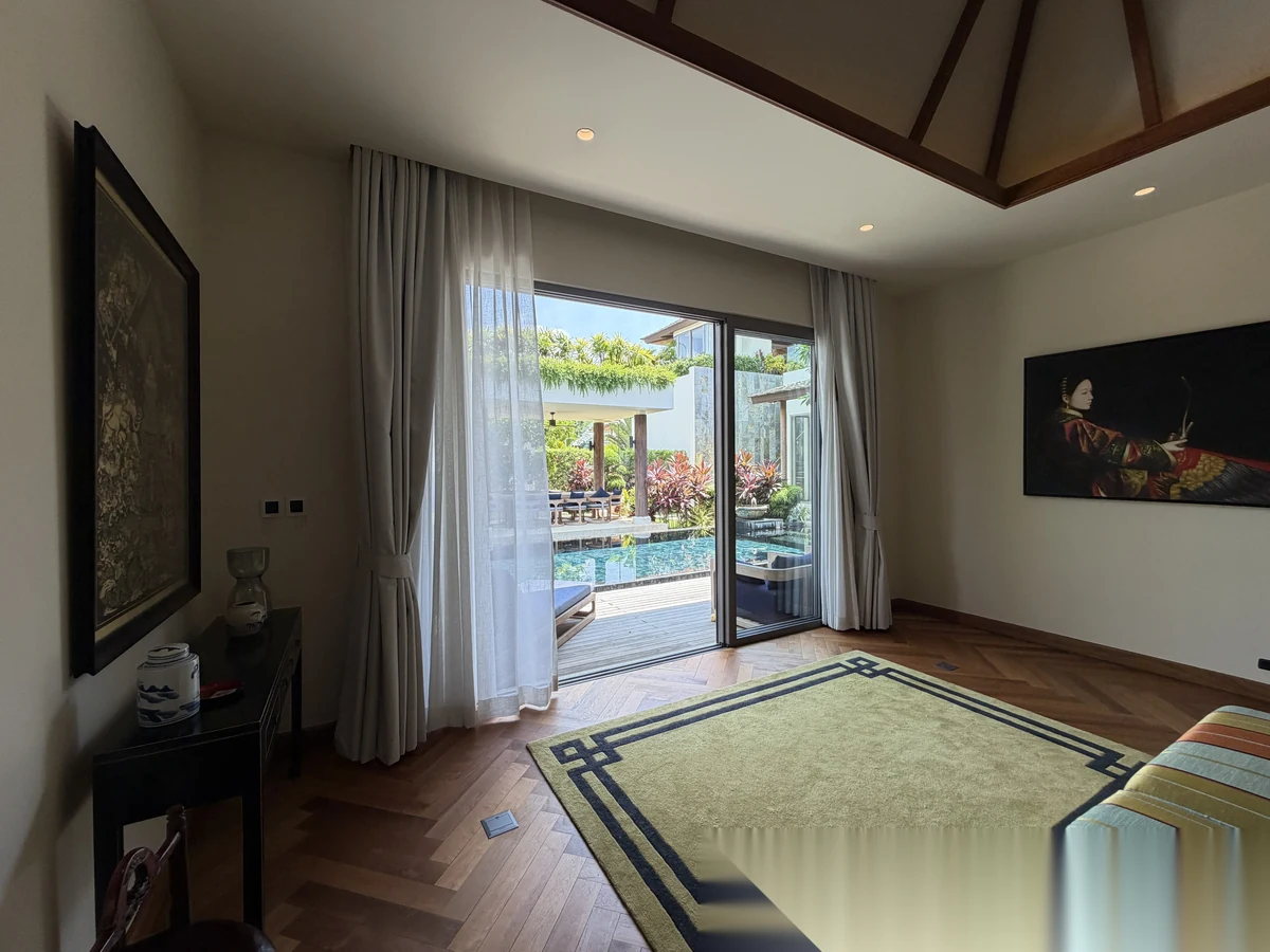 5 Bedroom Villa for rent at Garden Atlas complex · Si Sunthon · Pool View — photo 5